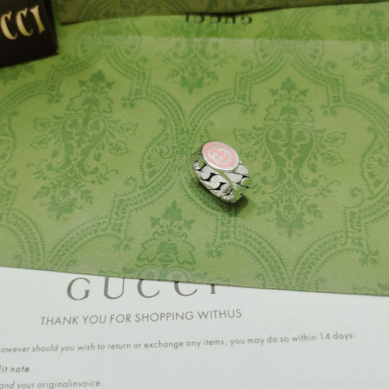 G*u*i rings